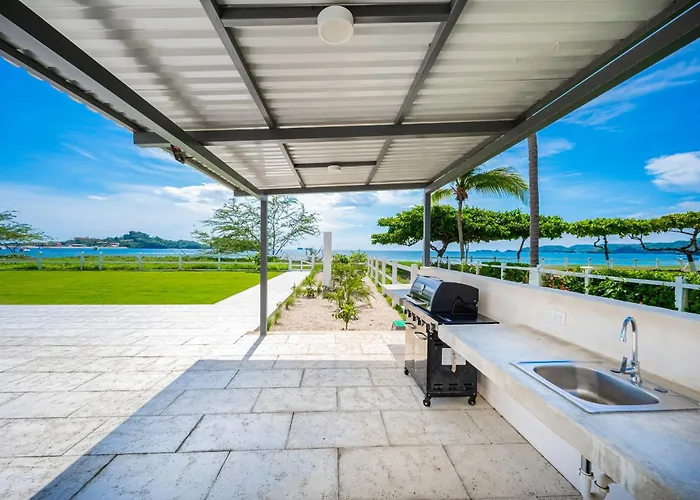Oceanfront Escape In Playa Potrero, Costa Rica * Playa Flamingo