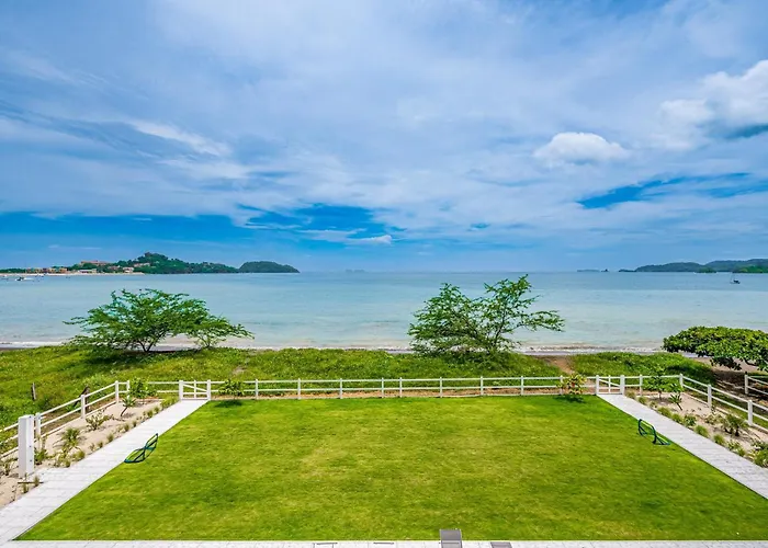 Oceanfront Escape In Playa Potrero, Costa Rica * Playa Flamingo