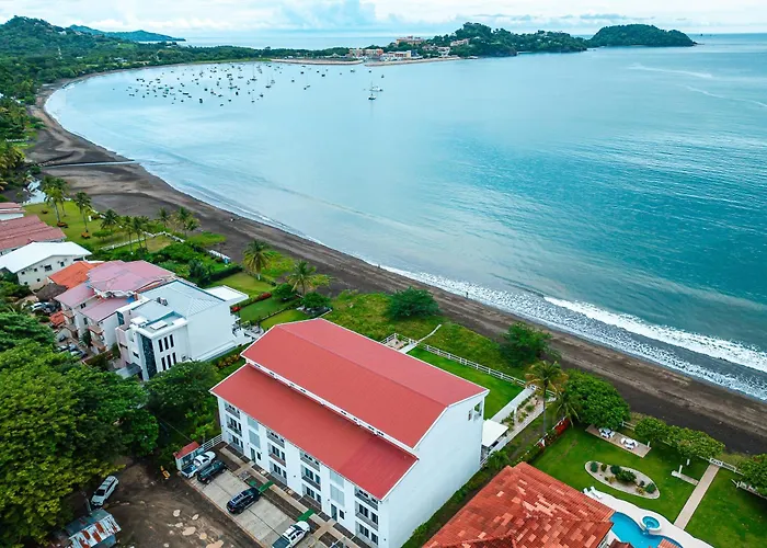 Oceanfront Escape In Playa Potrero, Costa Rica * Playa Flamingo
