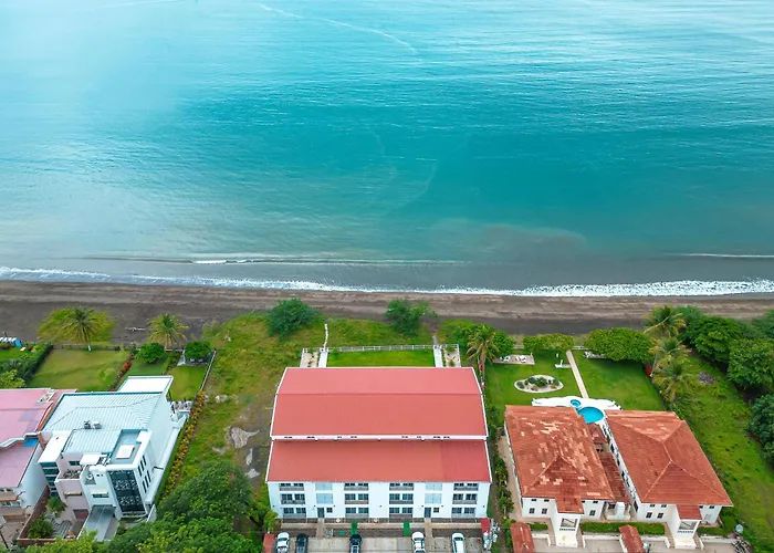Oceanfront Escape In Playa Potrero, Costa Rica
